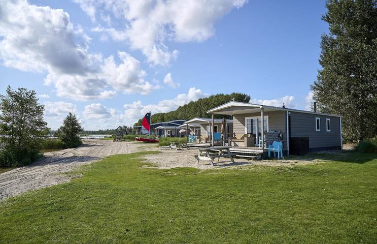 Monda Vakantieparken - Aquacentrum Bremerbergse Hoek — Strandhuisje | 4 Personen in Veluwe