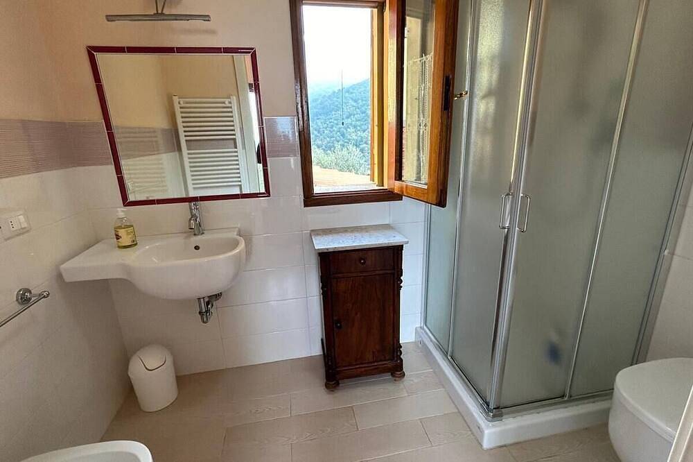 Villa Martinelli Valdibrana con stupenda piscina ad uso esclusivo degli ospiti. in Pistoia, Provincia di Pistoia
