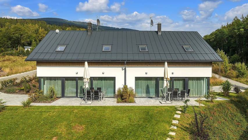 Vakantiehuis voor 16 personen, met sauna en tuin in het Reuzengebergte