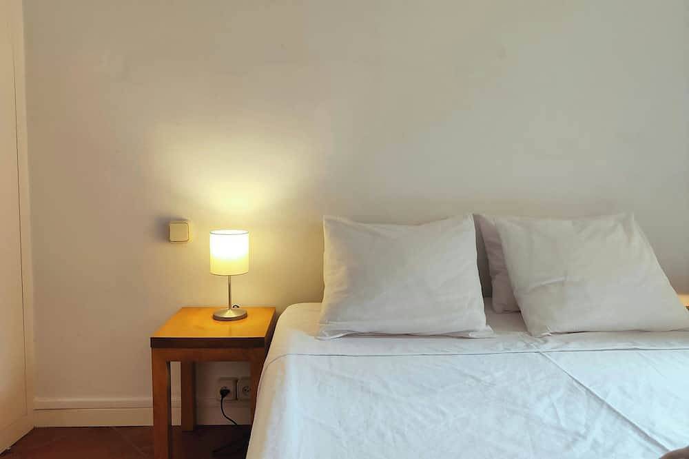 Apartamento entero, Cute 1 bedroom apt. Super central location. R.K in Centro Barcelona, Barcelona