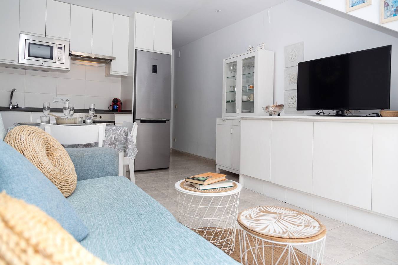 Appartement entier, Appartement confortable à Cala en Blanes avec piscine et climatisation in Cala Blanes, Ciutadella