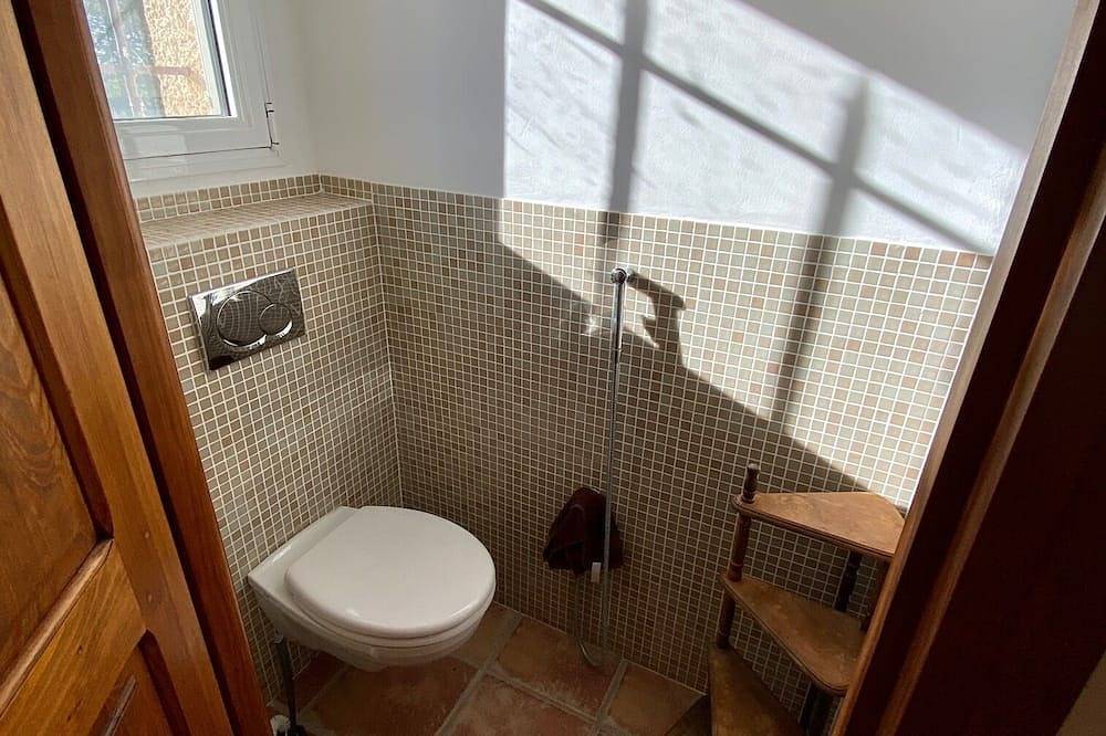 Discover the upper Var with family or friends from a beautiful contryside villa. in Régusse, Región Brignoles