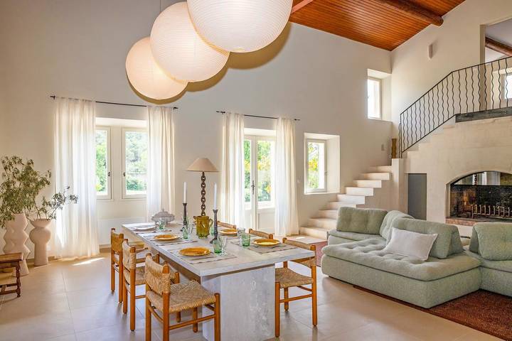 Location de vacances pour 10 personnes, avec terrasse et jardin à Les Baux-de-Provence - 4