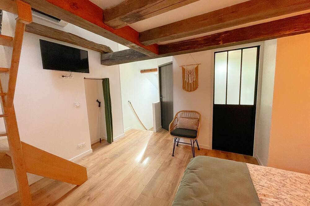 Cosy Gîte à Azay-le-Rideau avec Wifi, Clim, tout inclus, idéal pour 2 adultes et 2 enfants, proche châteaux in Azay-le-Rideau, Vallée de la Loire