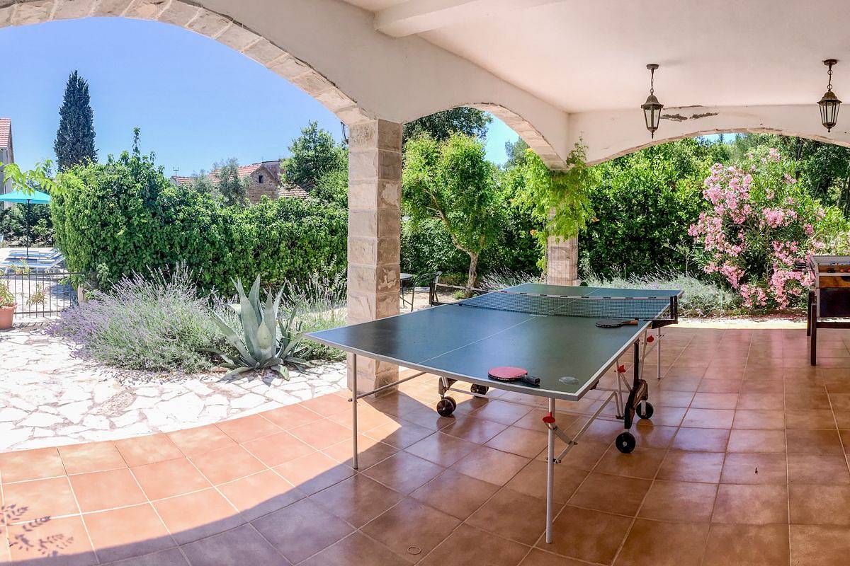 Villa für 8 Personen mit Pool in Boka Kotorska