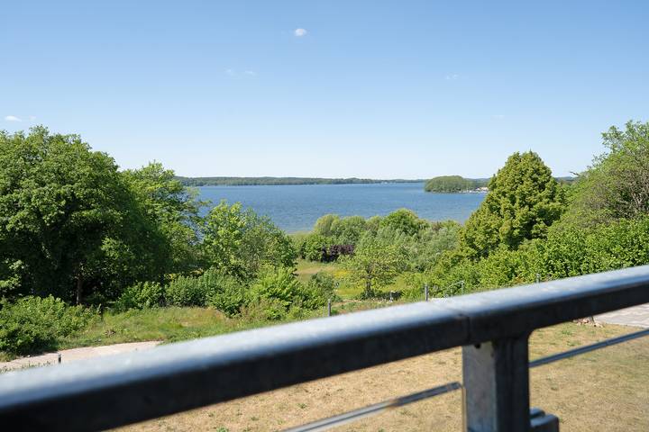 Ferienwohnung für 4 Personen, mit Balkon und Seeblick in Bosau - 2