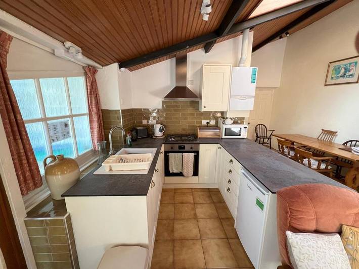 Gîte pour 2 personnes, avec terrasse et jardin dans Îles Anglo-Normandes - 3