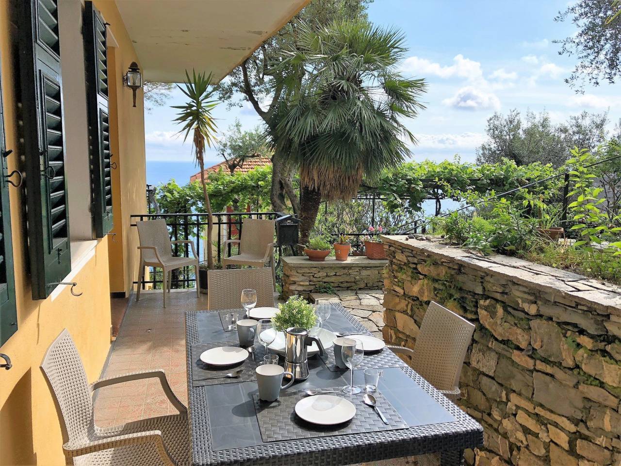 Ganze Wohnung, Wohnung in Pieve Ligure mit Terrasse in Pieve Ligure, Ligurische Küste