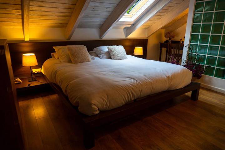Casa de vacaciones para 8 personas, con terraza además de jardín y vistas - 1