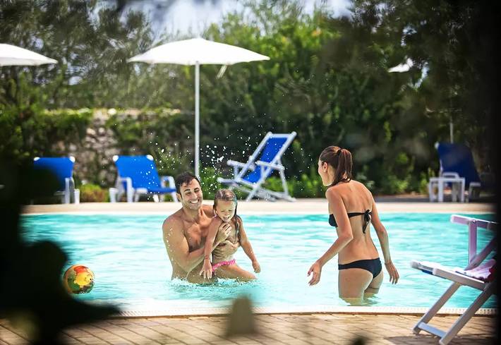 Camping für 6 Personen, mit Pool und Terrasse im Salento - 4