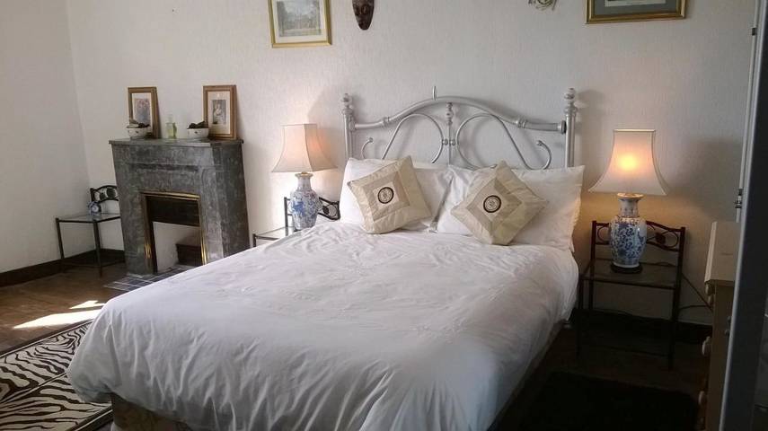 Chambre d’hôte pour 3 personnes, avec Terrasse ainsi que Jardin et Vue