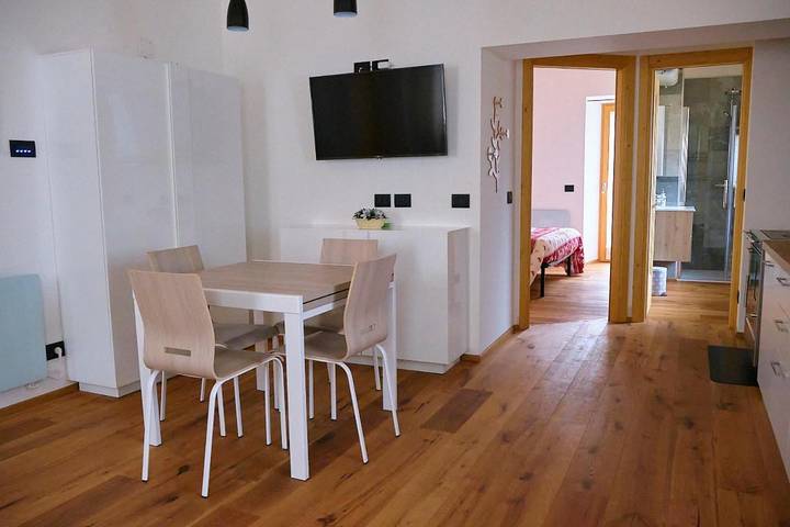 Gîte pour 2 personnes, avec vue sur le lac ainsi que vue et balcon à Auronzo di Cadore - 3