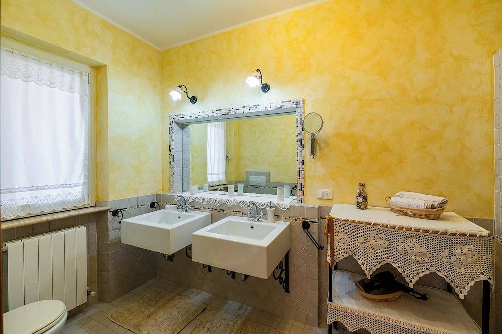 Casa del Gelso - Family Villa in Montefiore dell'Aso, Provincia de Ascoli Piceno