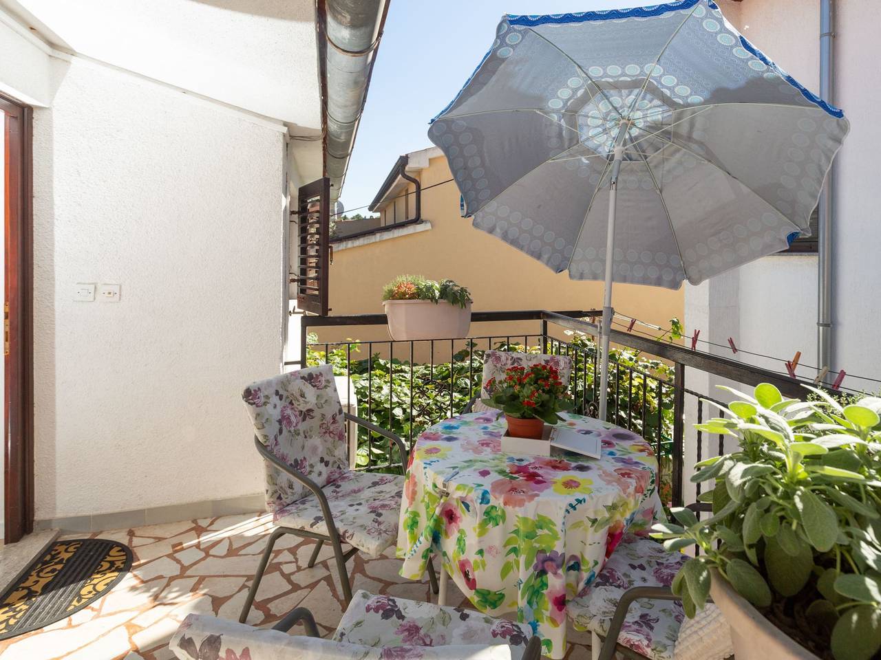 Appartement entier, Rozi 4 in Strandnähe in Poreč, Grad Poreč