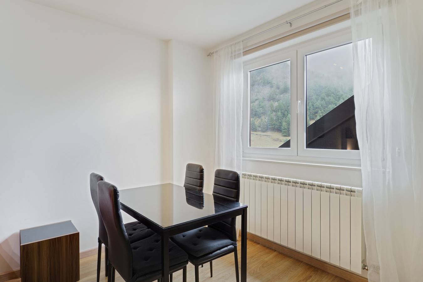 Modern studio in Arinsal van 40 m² met uitzicht op de bergen, foto 8