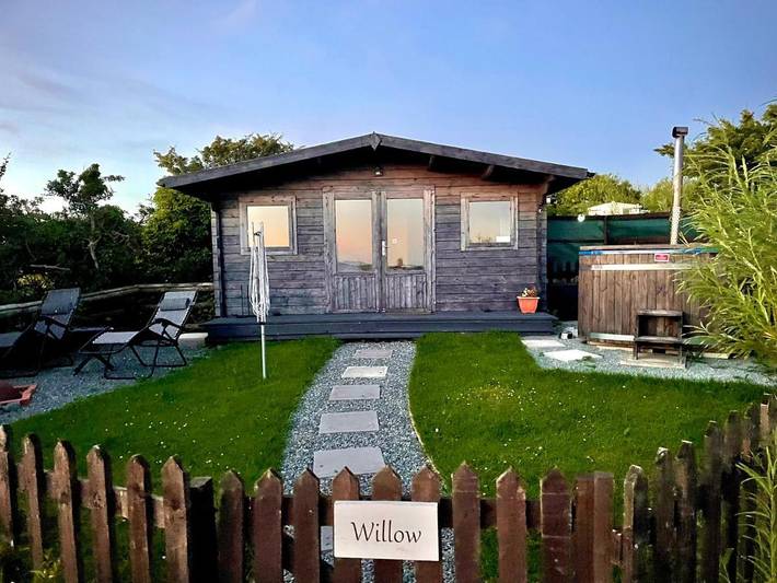 Camping for 2 people, with Hot tub and Terrace as well as Garden and View in North-Wales