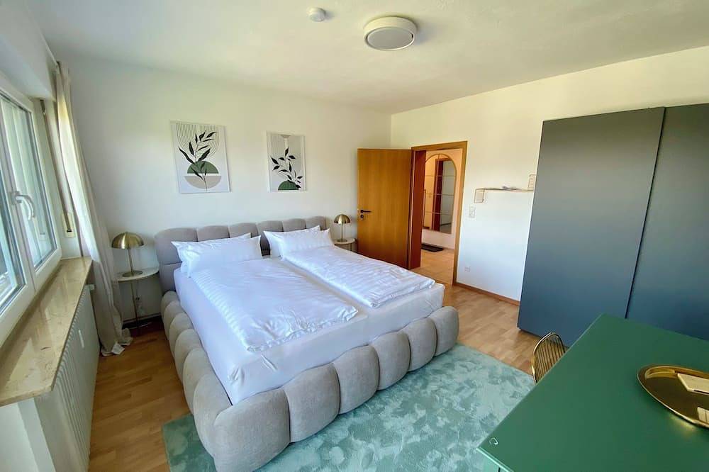 Ganze Wohnung, Elegant eingerichtetes Ferienappartement auf dem Schlossberg von Montabaur in Montabaur, Lahn-Taunus