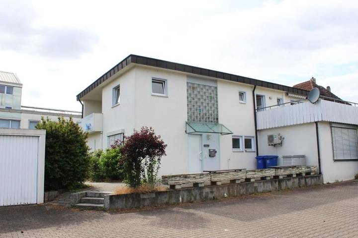 Ferienwohnung für 8 Personen, mit Balkon und Terrasse sowie Ausblick in Bad Friedrichshall
