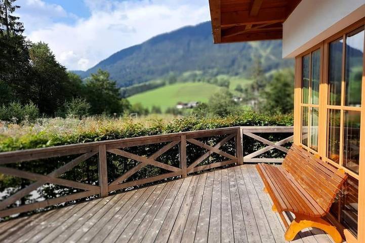 Ferienhaus für 14 Personen, mit Terrasse und Garten im Salzkammergut