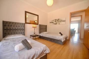 Location De Vacances pour 7 Personnes dans Nazaré, Leiria District, Photo 2