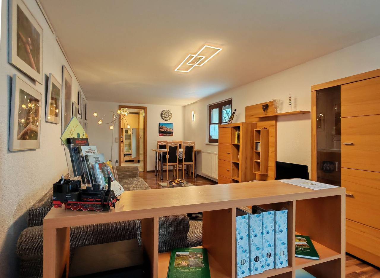 Ganze Ferienwohnung, Ferienwohnung Am Elberadweg in Pieschen (Dresden), Dresden