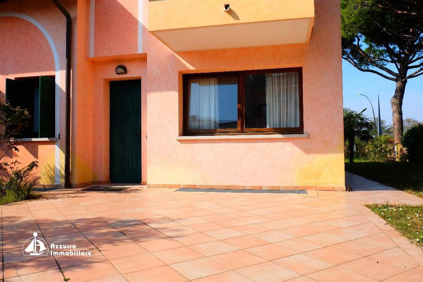 Villa 'Le Cascine 01' mit privater Terrasse, Garten und Klimaanlage in Lido di Jesolo, Jesolo-stadt