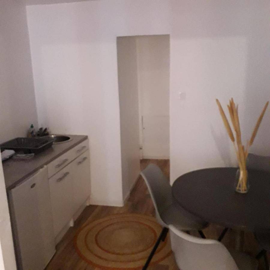 Appartement entier, Appartement agreable Hugo 2 in Saint-Léonard-de-Noblat, Région de Limoges