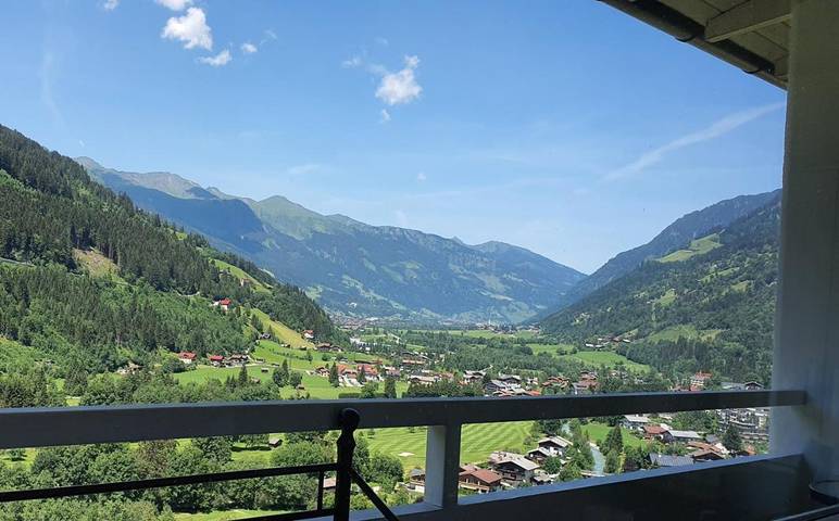 Ferienwohnung für 4 Personen, mit Seeblick und Ausblick sowie Garten - 1