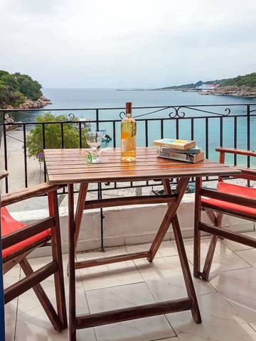 Ferienwohnung für 2 Personen, mit Balkon, kinderfreundlich auf Alonissos