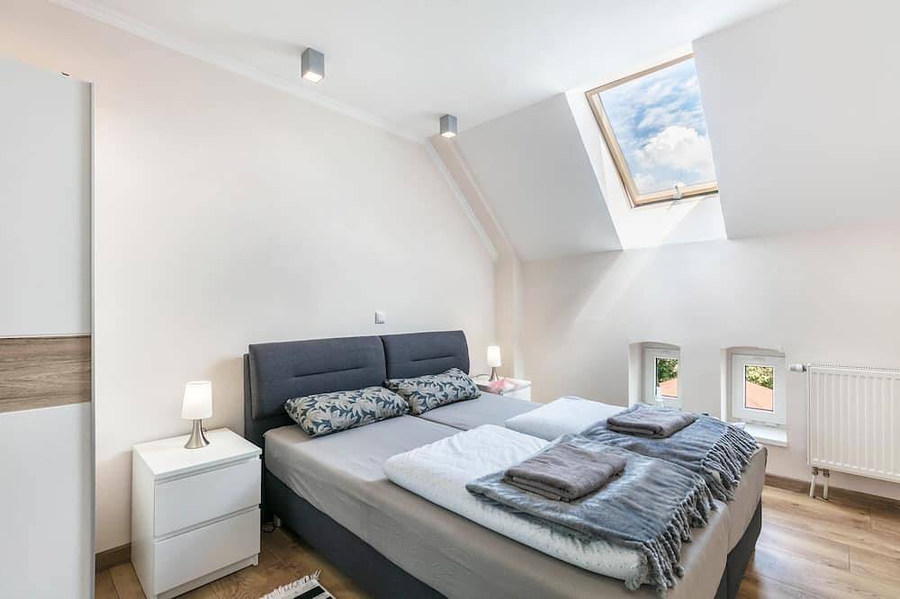 Ganze Wohnung, Ferienwohnung Mit Großem Garten\" mit Gemeinschaftsterrasse, Gemeinschaftsgarten und Wlan in Lindow, Ruppiner Seenland
