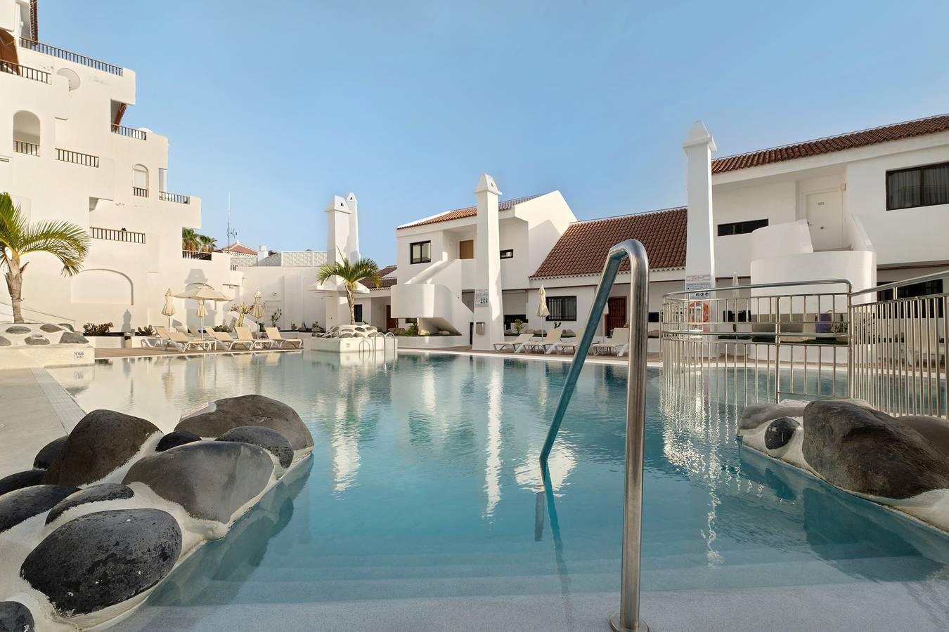 Ganze Wohnung, Ferienwohnung 'Penthause Luxe 501 Sea View Pool' mit Meerblick, privater Terrasse und Wlan in San Eugenio Alto, Adeje