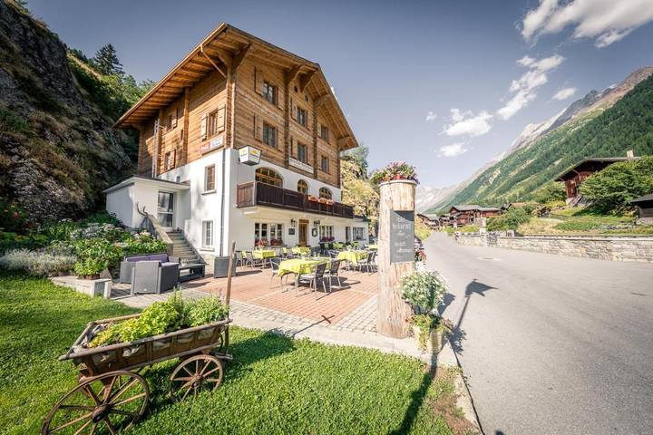 Hotel für 2 Personen, mit Terrasse