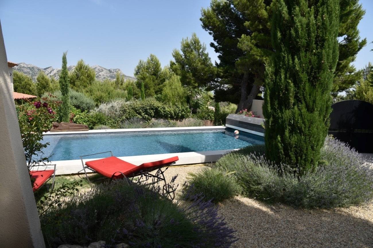 Villa für 8 Personen mit Whirlpool in Aureille, Arles und Umgebung
