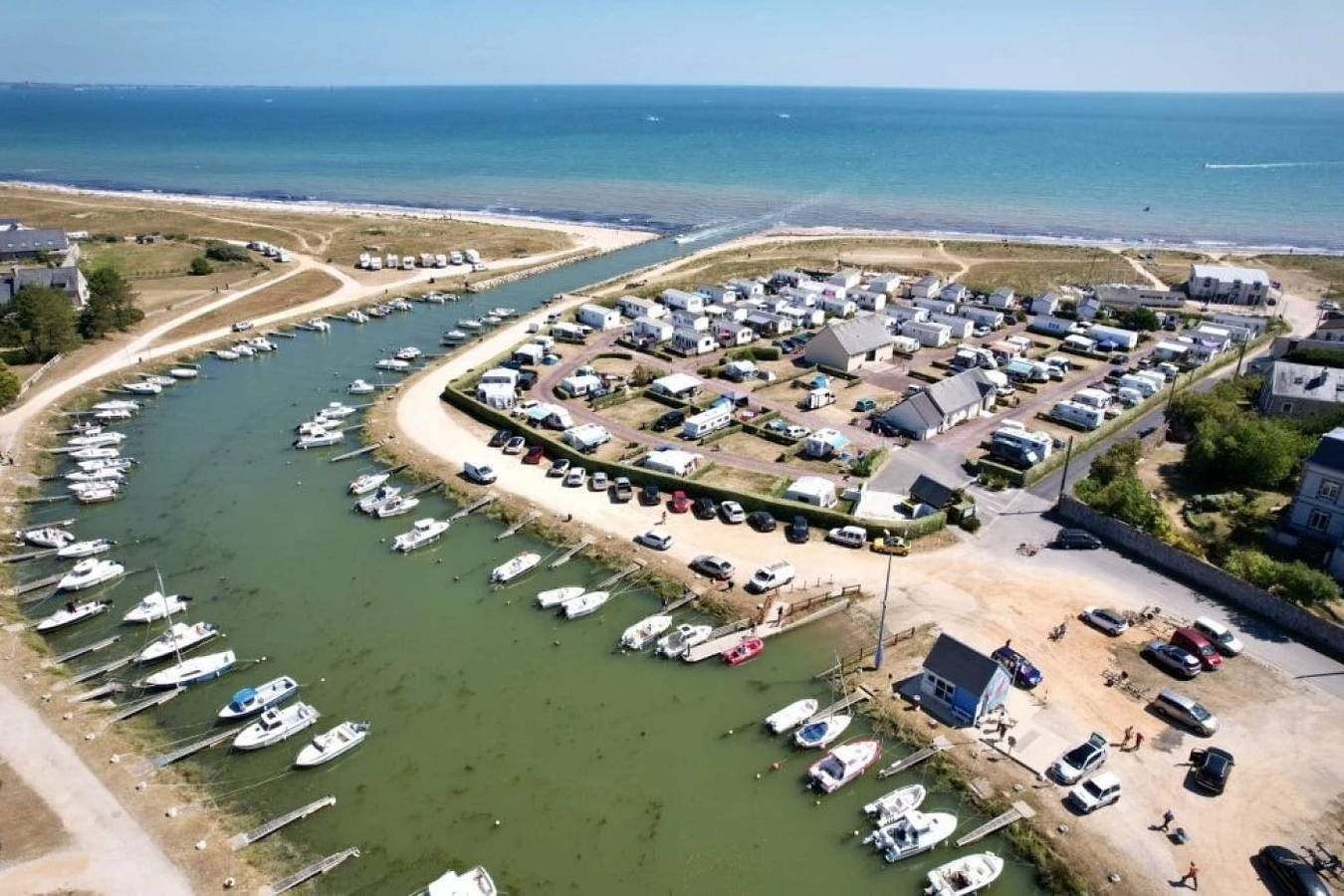 Zecamping 3* toboggans mobil-home Tv 16m2 2 pers in Quinéville, Cherbourg en omgeving