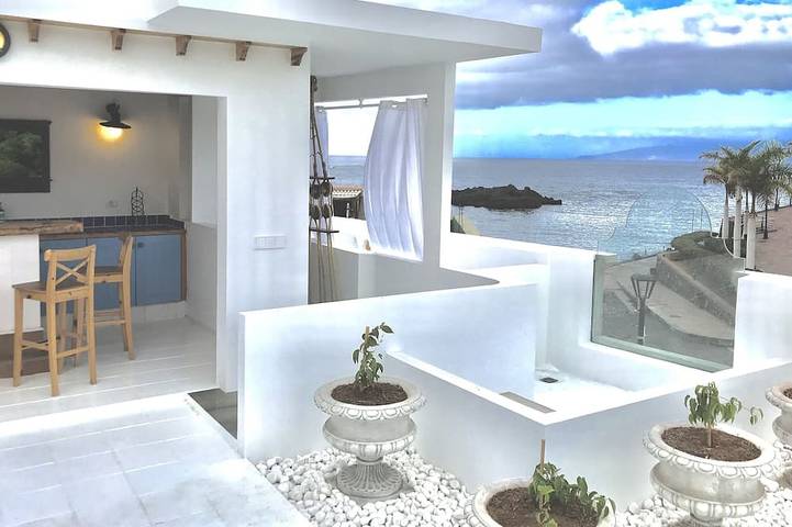 Beach house for 4 people, with balcony in Tenerife