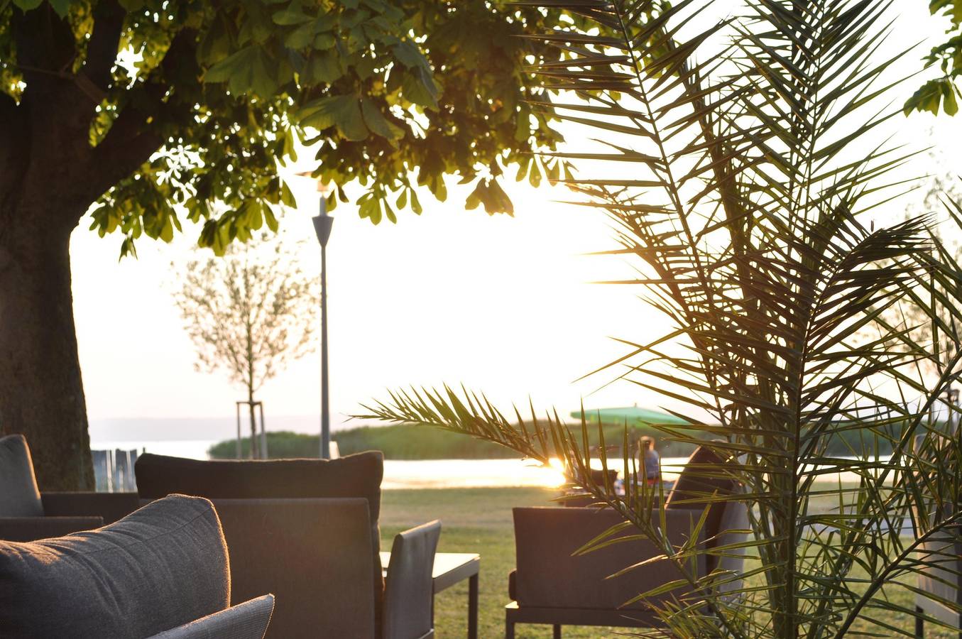 Doppelzimmer, Balkon, seitlicher Seeblick in Marktgemeinde Podersdorf am See, Neusiedlersee-Hügelland