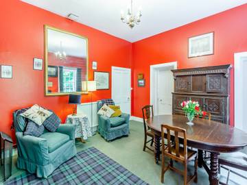 Log Cabin for 5 People in Highlands, Scotland, Photo 3