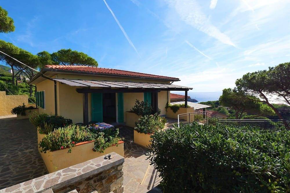 Ganze Wohnung, Angenehme Wohnung für 4 Leute mit  W-Lan, Tv, Terrasse und Parkplatz in Innamorata, Elba