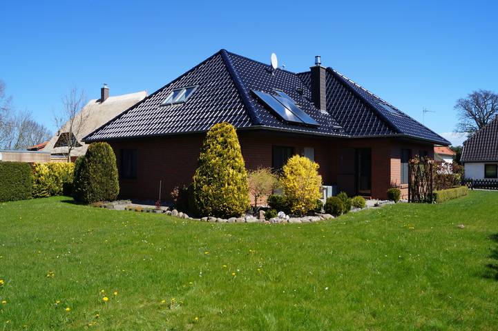 Ferieleilighet for 2 personer, med terrasse og hage i Rügen