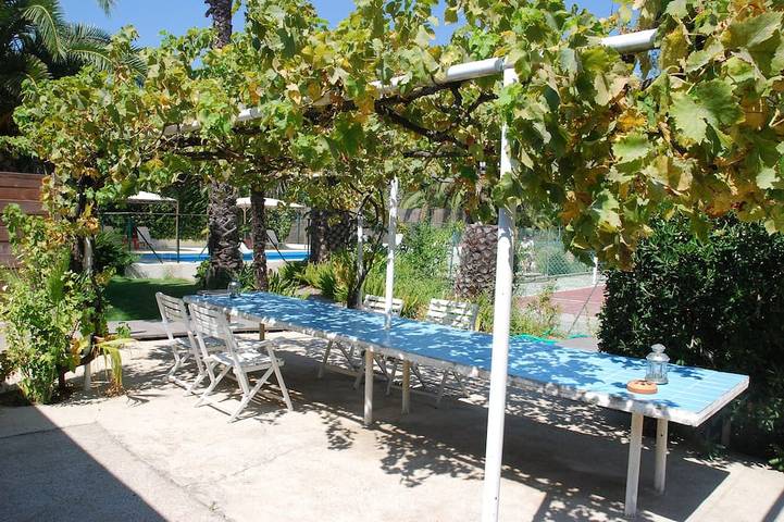 Charmante Maison : Piscine, Tennis, Verdure, Proche de la Mer in Bormes-les-Mimosas, Parc national de Port-Cros