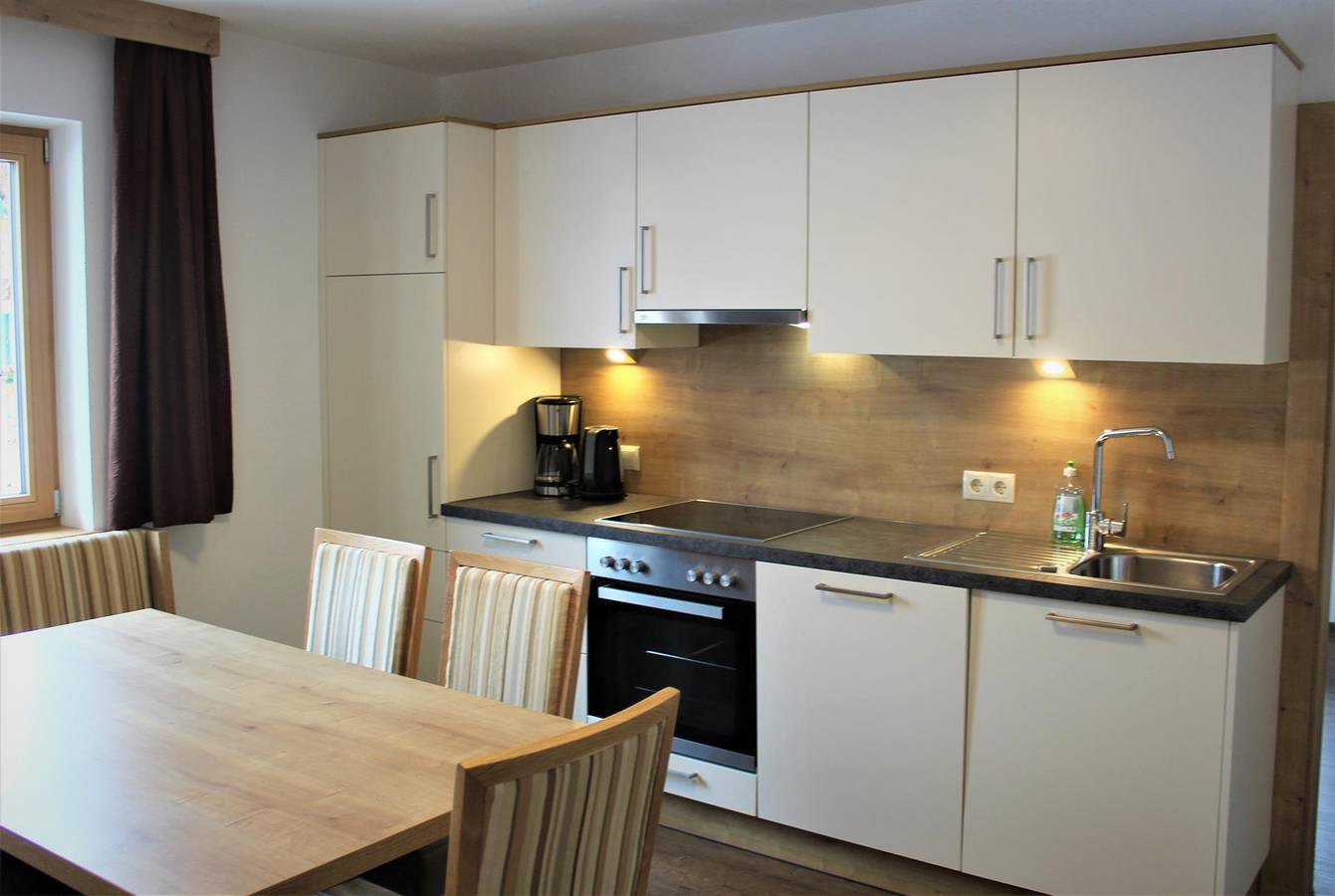 Ganze Ferienwohnung, Appartement Narrenkogl in Niederthai, Umhausen