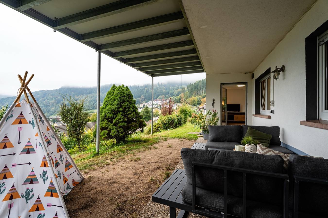 Geheel appartement, Appartement 'Kinzigtalblick' met bergzicht, privéterras en wifi in Wolfach, Kinzig Valley