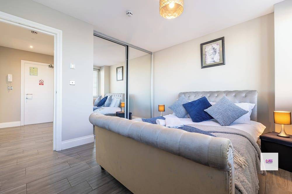 Entire apartment, Brighton Central Seaview Retreat, Steps to the Beach in Brighton, Sussex