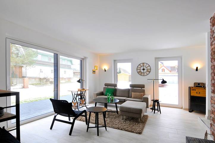 5-Sterne Villa Kiesel mit Sauna, 500 m Sandstrand und eigenem Garten in Zempin, Usedomer Norden