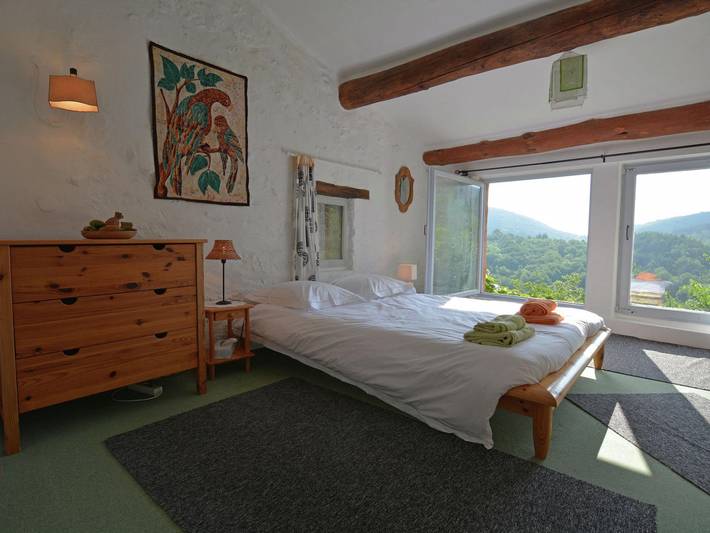 Location de vacances pour 3 personnes, avec jardin à Fenouillet - 3