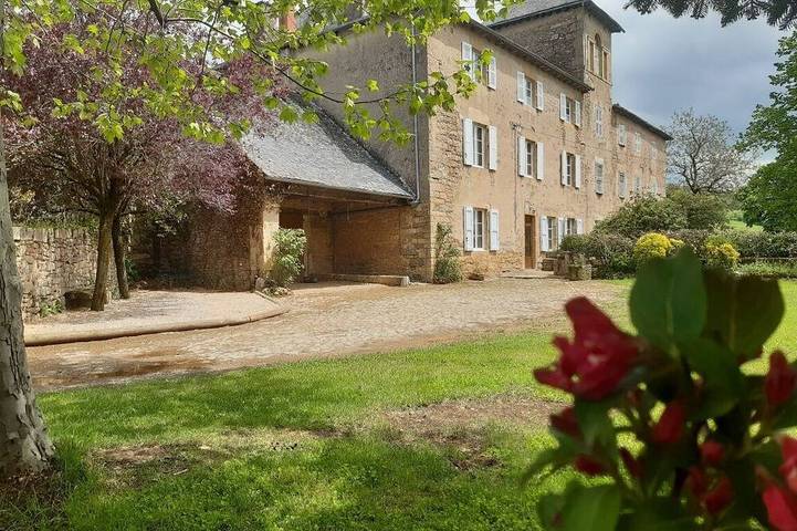 Location de vacances pour 10 personnes, avec jardin dans Palmas-d'Aveyron