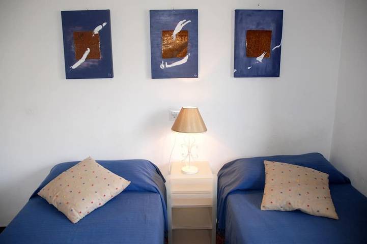Entire apartment, Appartment with views located in a quiet zone but close to the city center in Platja de Sant Jordi (Calonge), Calonge
