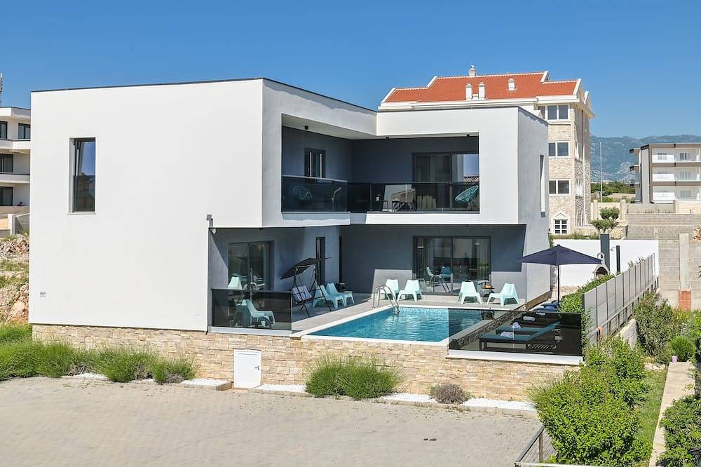 Villa für 16 Personen in Novalja, Pag