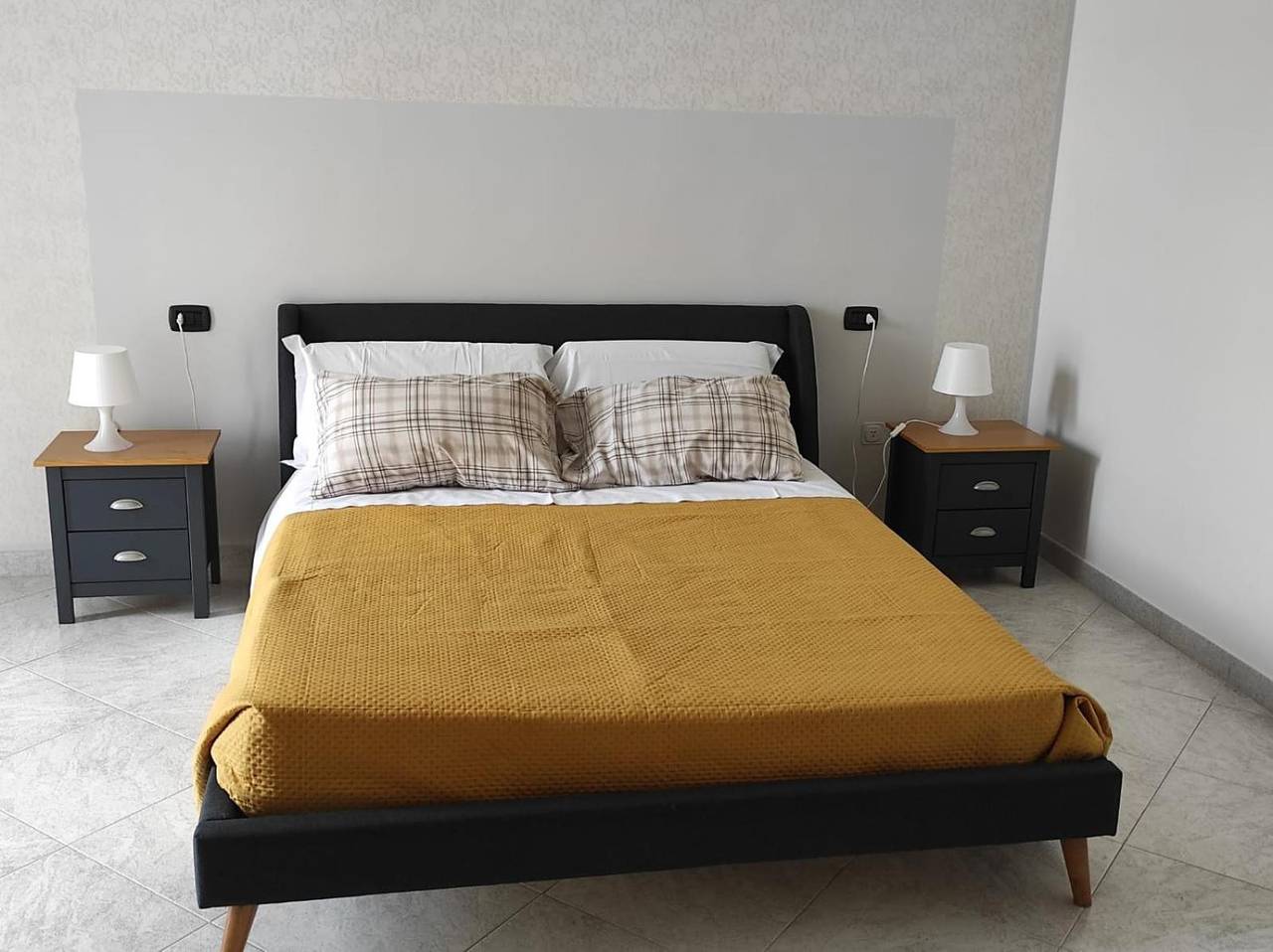 Entire apartment, Apartment 'Sub Civico 23' with Balcony, Wi-Fi and Air Conditioning in Matera, Piana del Metaponto
