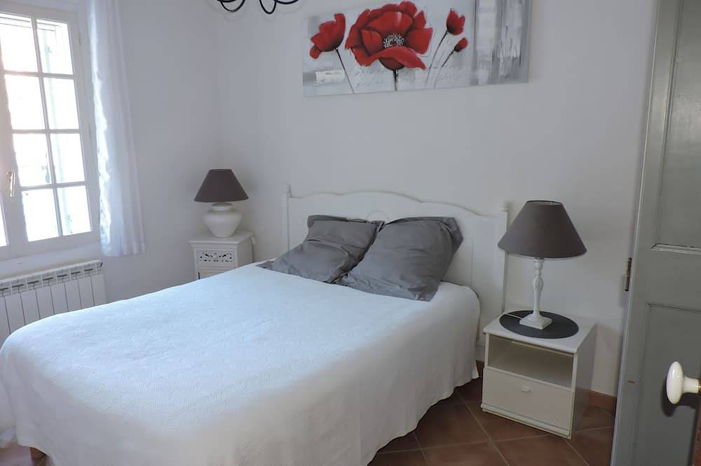 Beautiful farmhouse with pool for 12 perso the heart of the Drôme Provençale in Buis-les-Baronnies, Nyons region